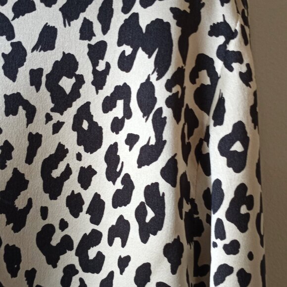 'MEL & LISA ESSENTIALS' Collarless Silk Blouse Size 8 Semi Fitted *Flawless - Picture 4 of 14